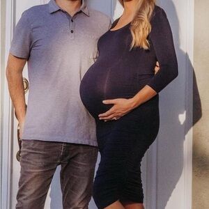 Ingrid & Isabel Elegant Navy Ruched Maternity Dress Size Medium